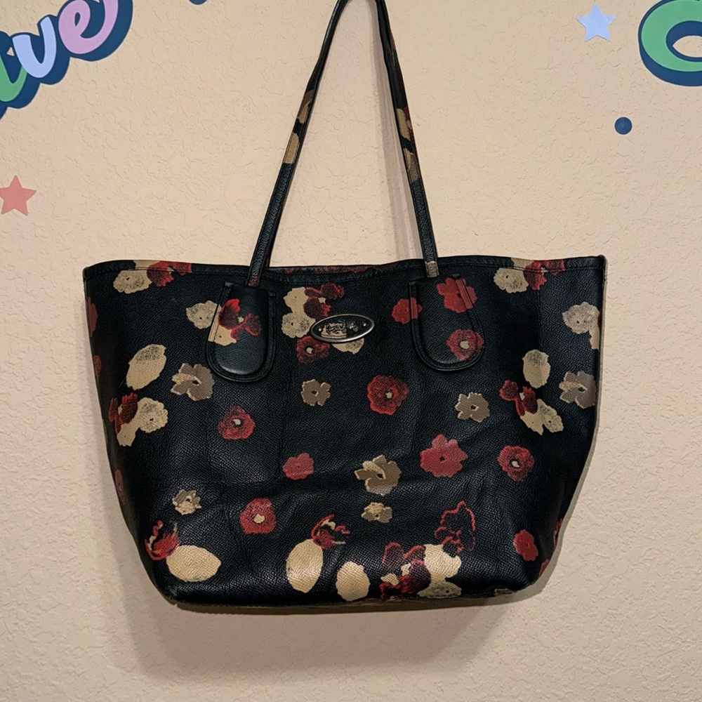 Coach Taxi Tote Floral Print ❤️